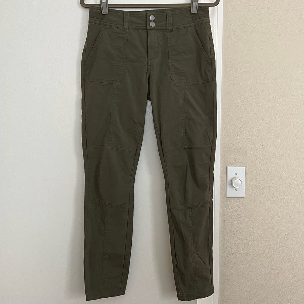 Prana Size 4 Essex Cargo Pants Olive Green hiking Mid Rise Skinny canvas